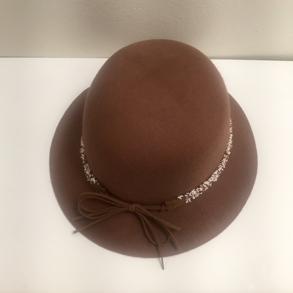 Nine West Wool Felt Raw-Cut Cloche Hat - Picture 3 of 6